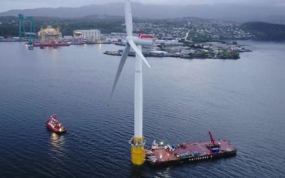 Hywind Scotland : Le 1er parc éolien flottant commercial du monde reçoit sa première éolienne