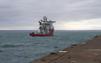 Sabella : Le navire installateur pour la D10 est arrivé à Brest