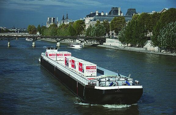 Les ports : Faciliter la transition énergétique et le transfert de la logistique urbaine, ITV de Bruno Delsalle, DG de l’AIVP