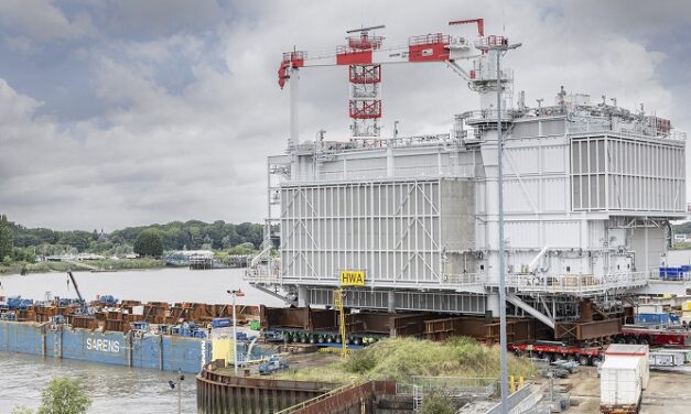 La sous-station offshore Hollandse Kust West Alpha de TenneT a été installée