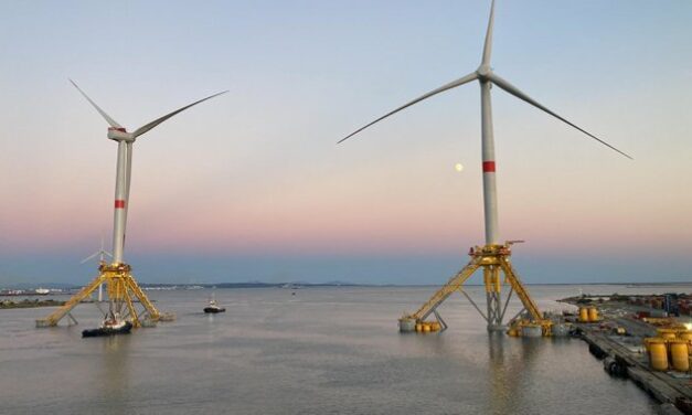 La deuxième éolienne flottante de Provence Grand Large est en mer